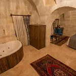 Luna Cave Ortahisar