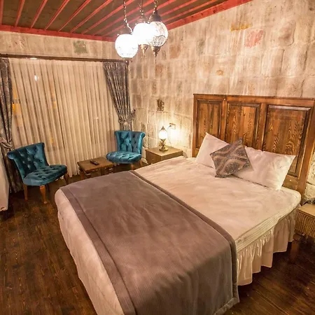 Luna Cave Ортахисар