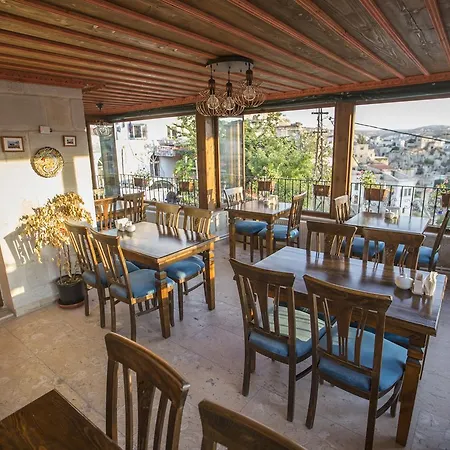 Luna Cave 3* Ортахисар