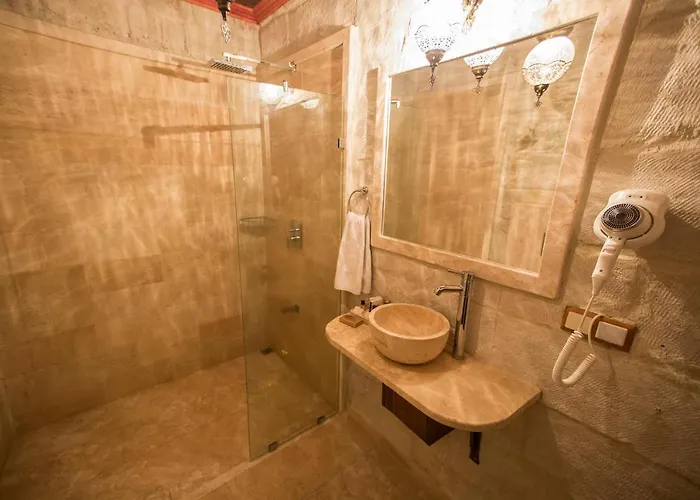 Luna Cave 3* Ortahisar