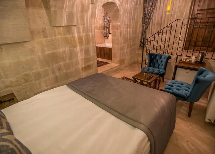 Gasthuis Luna Cave 3*