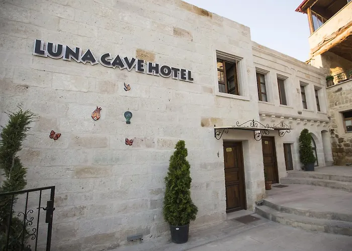 Gasthuis Luna Cave 3*