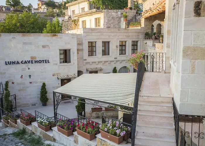 Luna Cave Ortahisar
